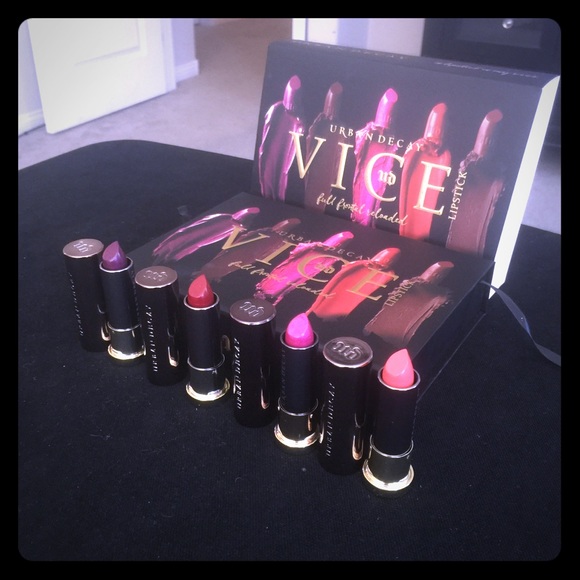 Urban Decay Other - Urban Decay Full Frontal Reloaded Lipstick Set!